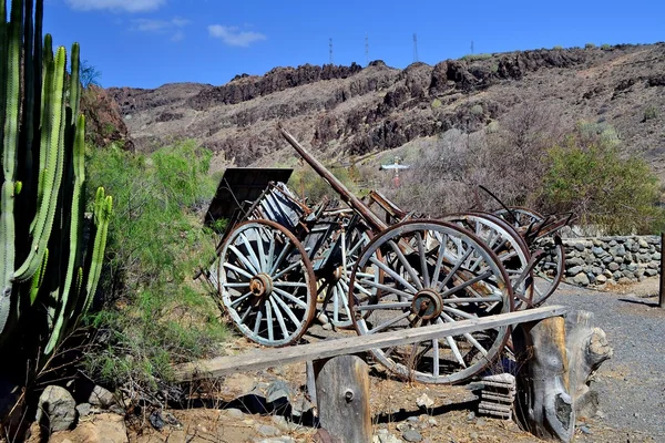 Ramshackle wagon — Stock Photo, Image