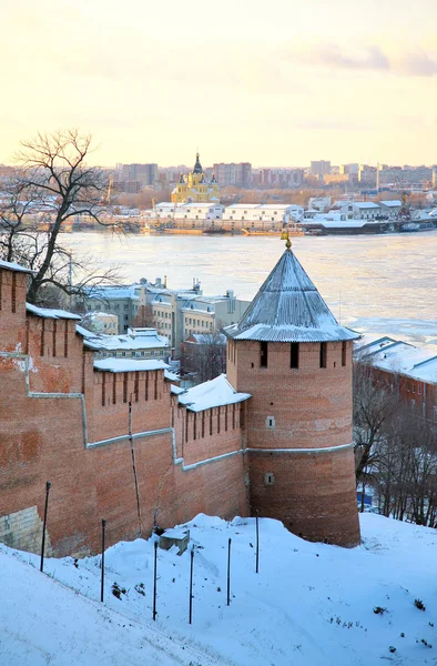 Novembro vista Strelka de Nizhny Novgorod Kremlin Rússia — Fotografia de Stock