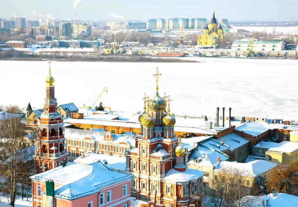 Schilderachtige februari bekijken Nizjni novgorod in Rusland — Stockfoto