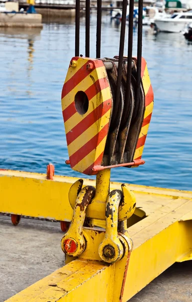 Dźwig łódź — Zdjęcie stockowe