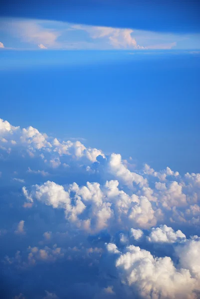 구름과 하늘 사이 — 스톡 사진