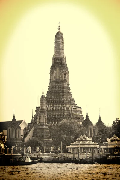 Świątynny jutrzenkowy. Wat arun. Bangkok. Tajlandia — Zdjęcie stockowe