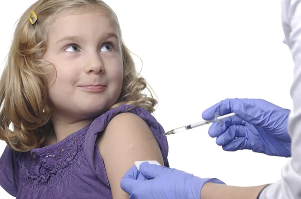 在一张白纸的儿童疫苗接种 — 图库照片