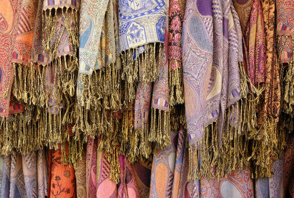 Bufandas coloridas . —  Fotos de Stock