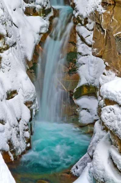 Christine Falls télen — Stock Fotó
