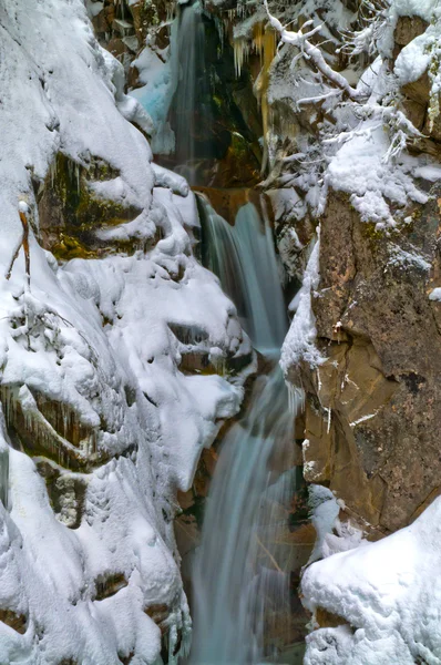 Christine Falls télen — Stock Fotó