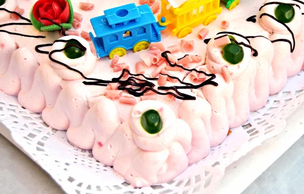 Pastel De Cumpleaños Para Un Fanático Del Juego De Minecraft Sobre