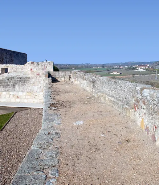 Toppen av väggen i slottet — Stockfoto