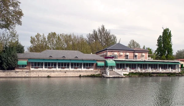 stock image House on the banks of the river