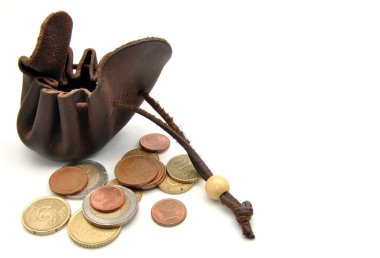 eski deri çantayı açın