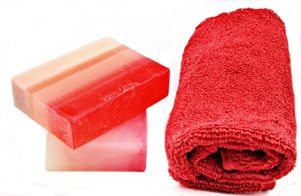 Ručníky a mýdlo barvy — Stock fotografie