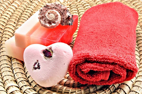 Ręczniki i mydło kolory — Zdjęcie stockowe