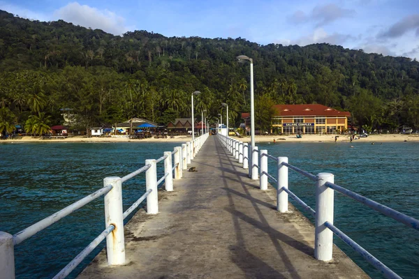 Muelle en la isla de Tioman —  Fotos de Stock
