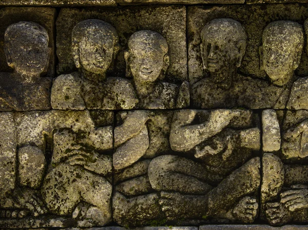 Buddhistisk relieff i Borobodur-tempelet – stockfoto