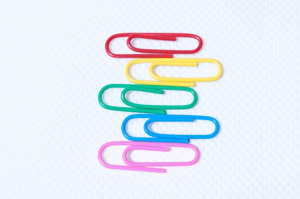 Kleur paperclips — Stockfoto