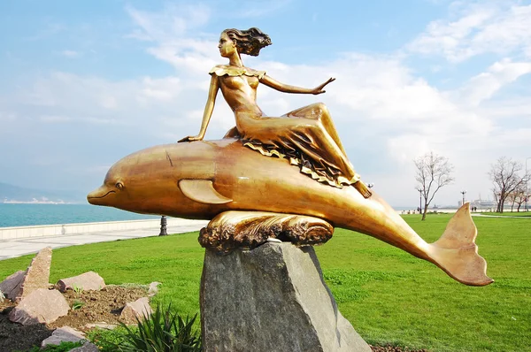 Sculptura "Fata pe un delfin", orașul Novorossisk , Imagini stoc fără drepturi de autor