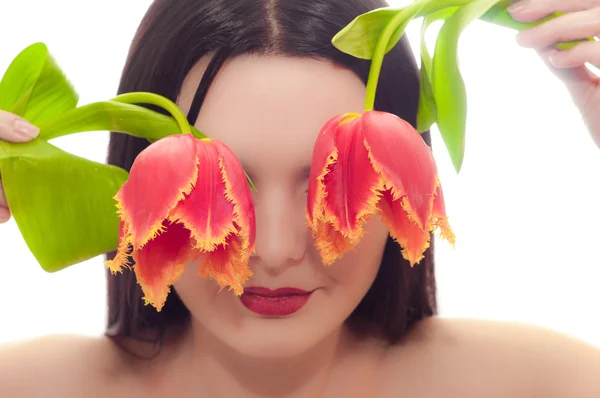 O rosto da jovem com tulipas em vez de olhos — Fotografia de Stock