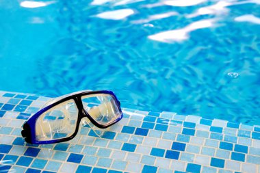 Swimming diving mask (goggles) clipart
