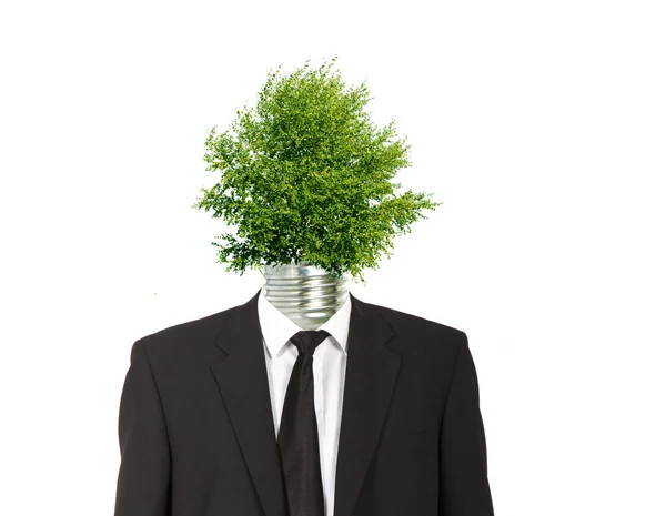 남자 wearingo 그의 머리 전구 녹색 에너지를 상징 하는 나무의 만든 — 스톡 사진