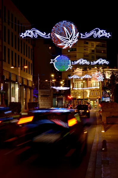 Δείτε Χριστούγεννα νύχτα πόλη Φωτογραφία Αρχείου