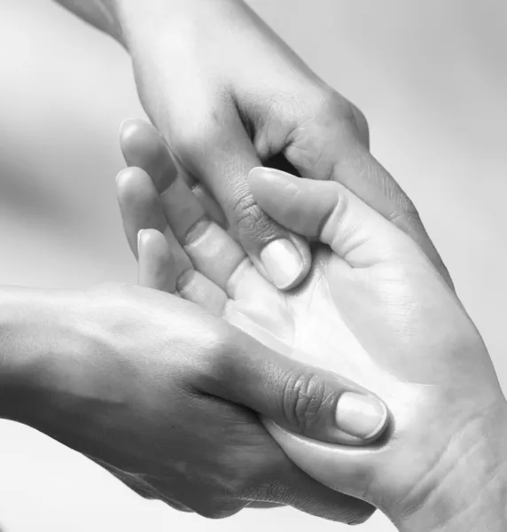 Massagear a mão — Fotografia de Stock