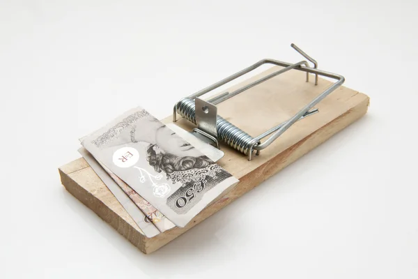 鼠标陷阱 50 英镑的钞票 — 图库照片