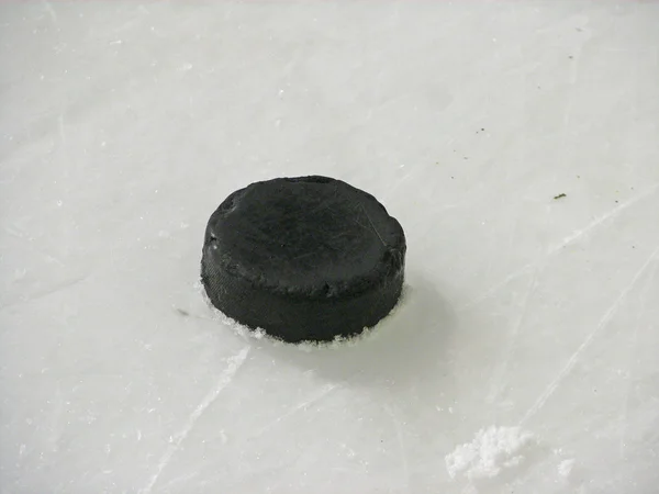 Puck de hockey — Foto de Stock