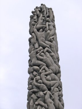 Vigeland Parkı'ndan oslo heykel