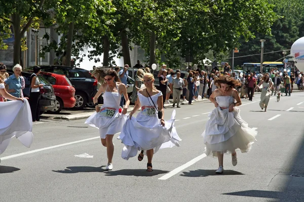 Wedding race — Stock Photo, Image