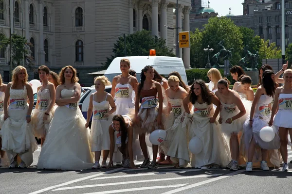 Свадебная гонка — стоковое фото
