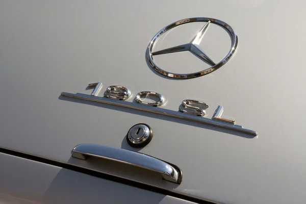 Mercedes — Stock Photo, Image