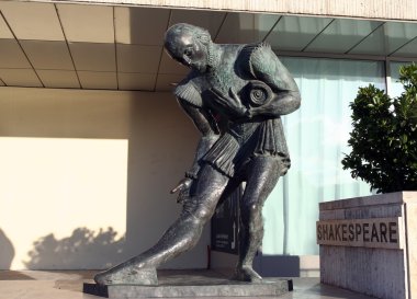 Shakespeare statue clipart