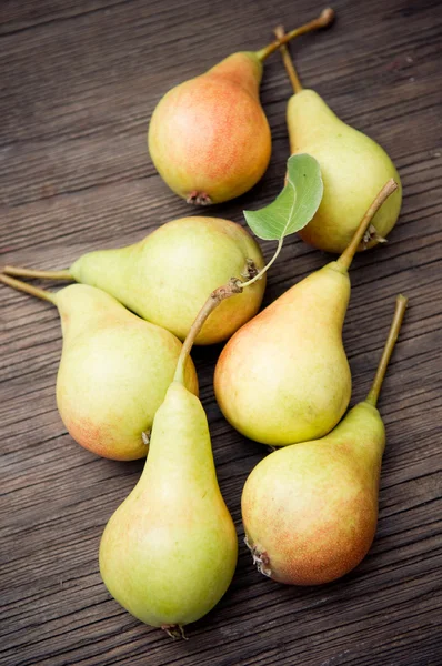 Organic pears — Stock Photo, Image