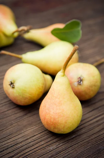 Organic pears — Stock Photo, Image