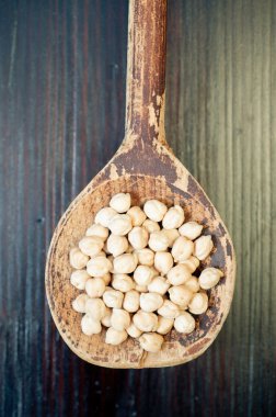 Dried chickpeas