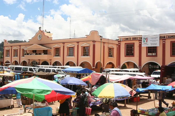 Mexican market in San Juan Chamula — Stock Photo, Image