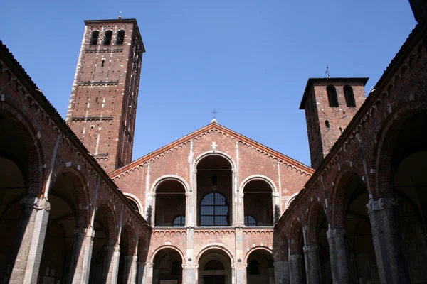 Milaan, sant'ambrogio kerk — Stockfoto