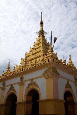 Mikail golden pagoda anıt, myanmar içinde