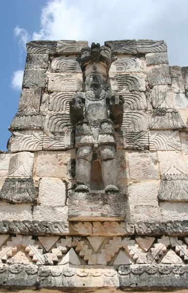 ユカタン、メキシコで戦士の彫刻 — ストック写真