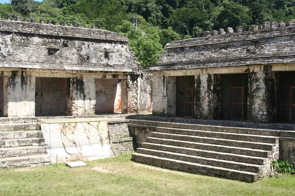 Rovine Palenque, dettaglio del cortile — Foto Stock