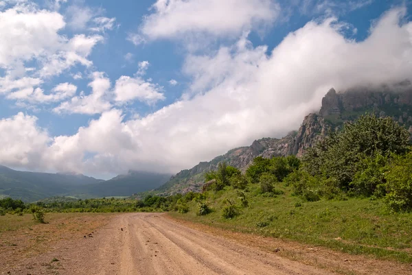 "Road to foothills Dimerdzhi, Crimea" — Zdjęcie stockowe