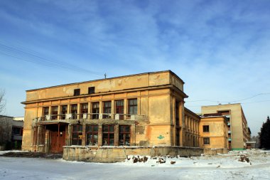 eski stil Yapısalcılık binada