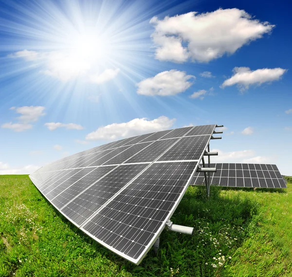 Paneles de energía solar — Foto de Stock