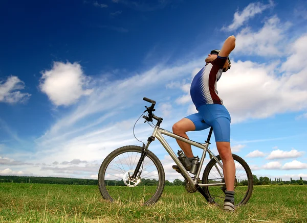 Mountainbike-åkaren — Stockfoto