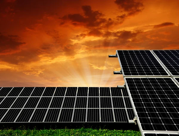 Zonne-energie panelen — Stockfoto