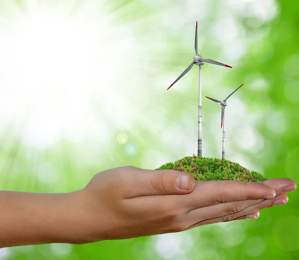 Windturbine in de hand — Stockfoto