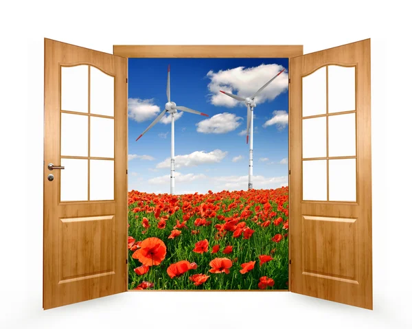 Öppna dörren till våren landskapet — Stockfoto