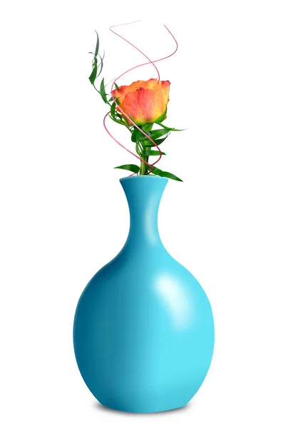 Rose dans le vase bleu — Photo