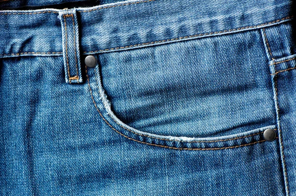 V kapse modré džíny zblízka — Stock fotografie