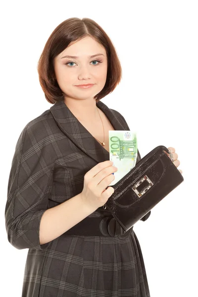 Женщина с банкнотами улыбается — стоковое фото